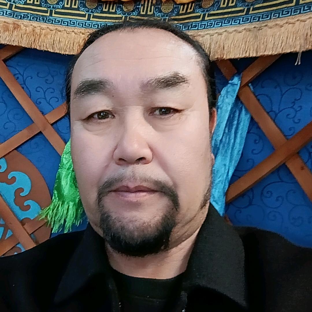 乌力塔