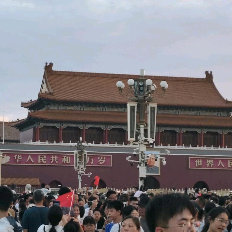 鑫盼盼、欧派、门业