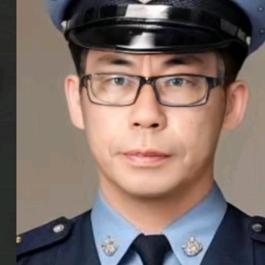 爱你的人