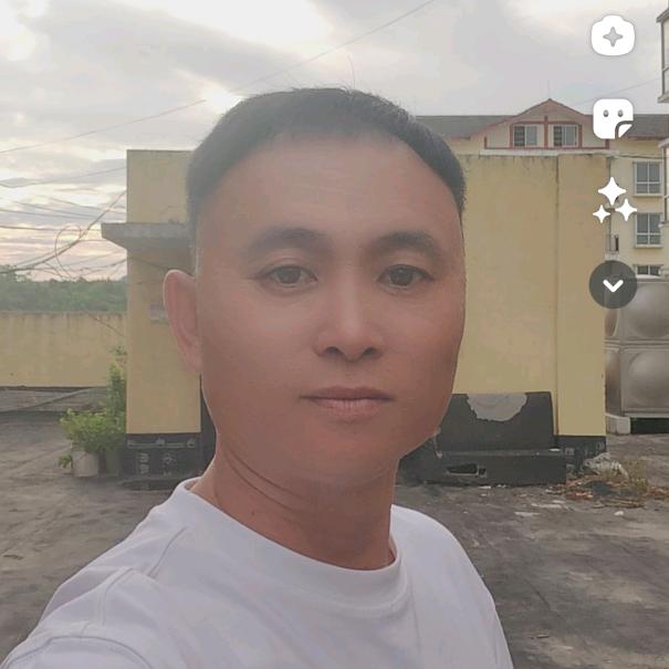 贵州凤冈红易二手车