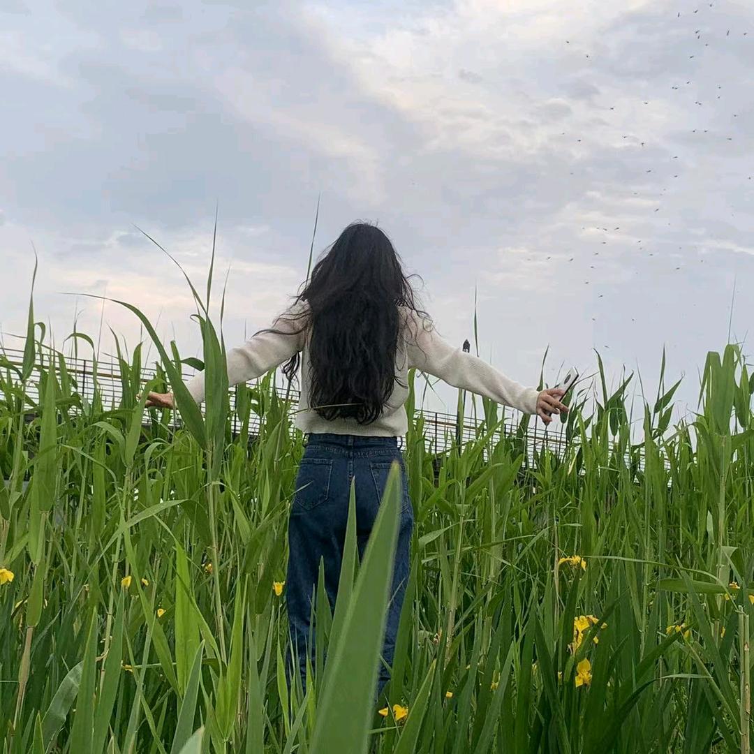白 水