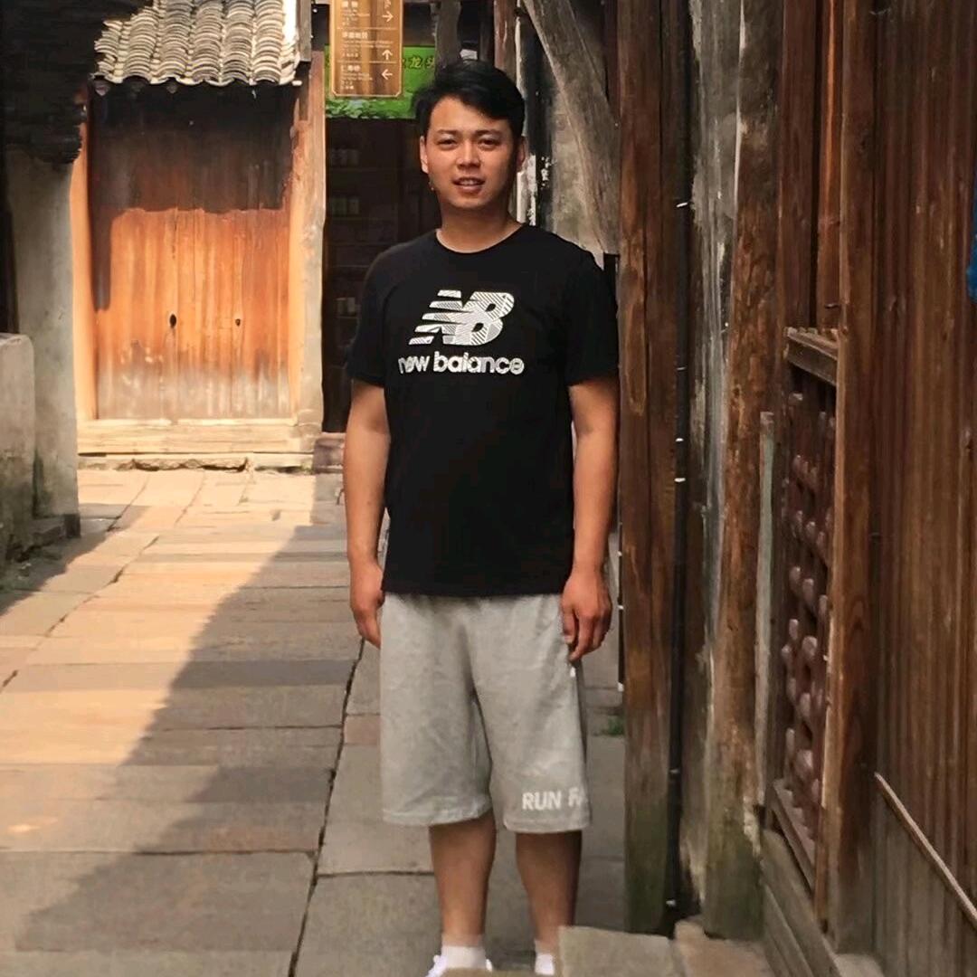 大斌