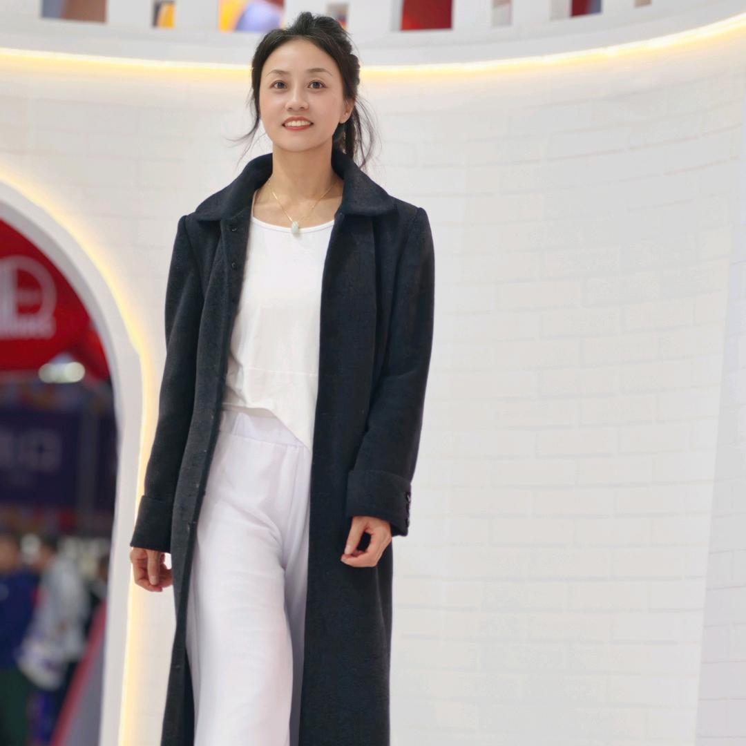 能跑半马🉐瑜伽老师