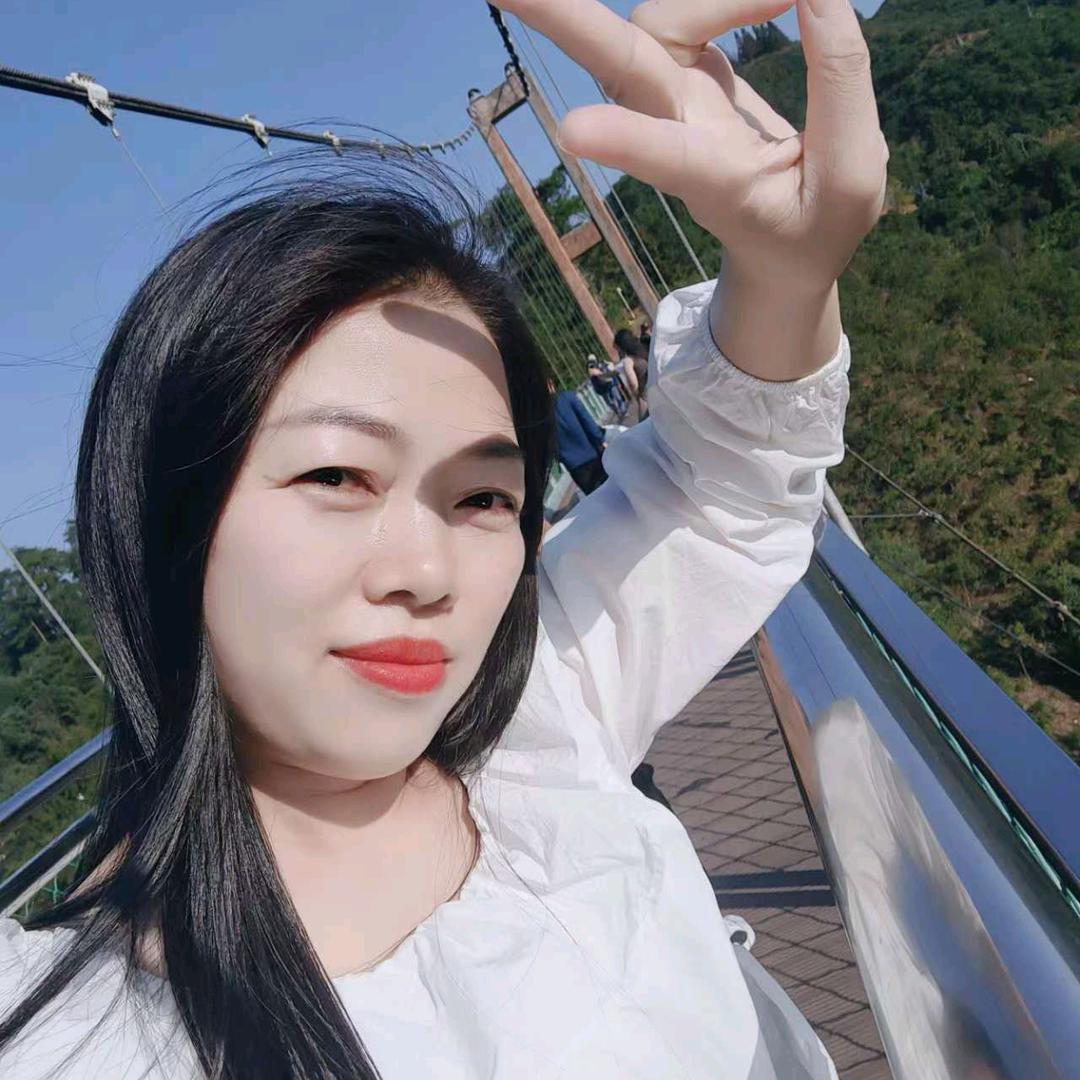 笨蛋会幸福的嘛