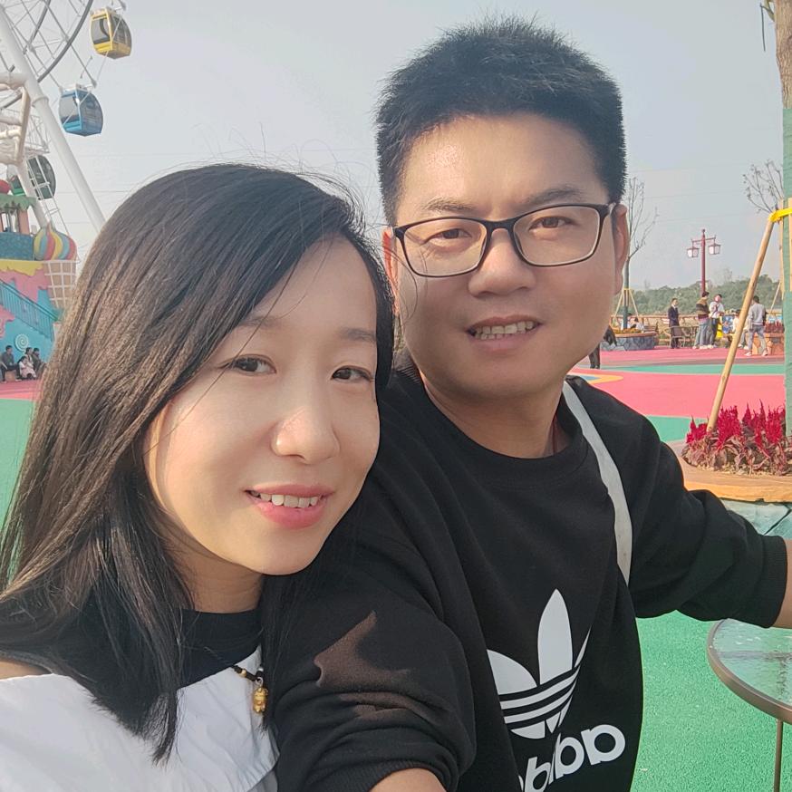 深蓝与浅紫