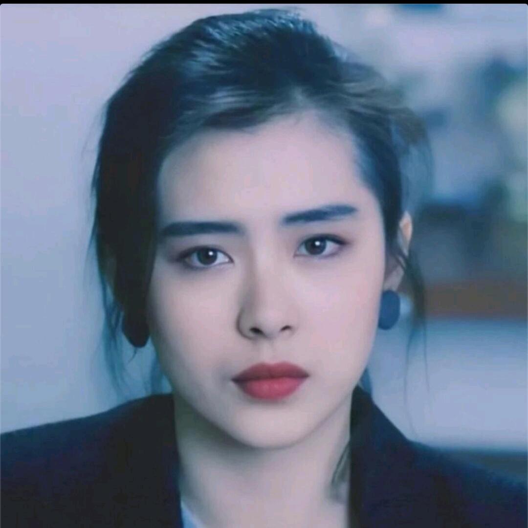 美女也会ᵉᵐᵒ