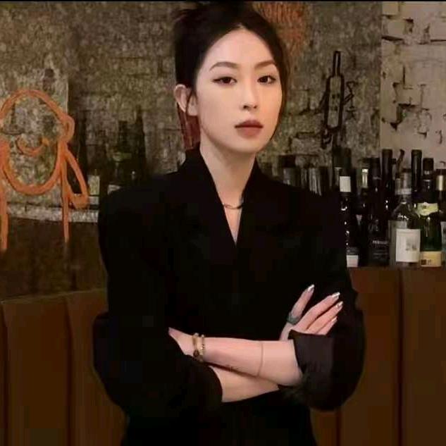 H55潮鞋集成店  Media👟