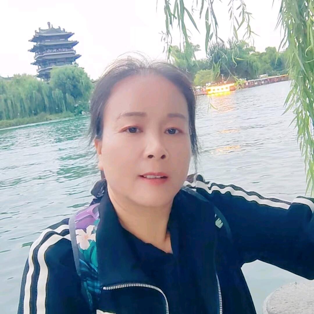 婕妤爱旅游