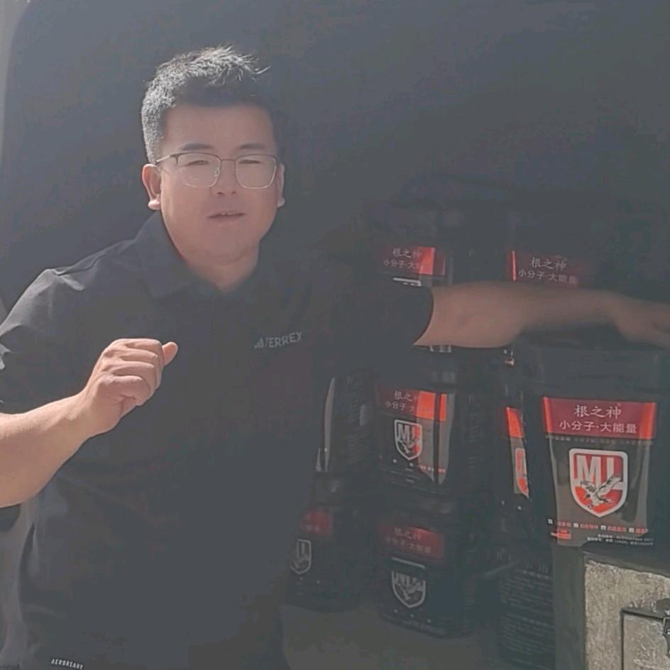 中迅根之神—老王田间行