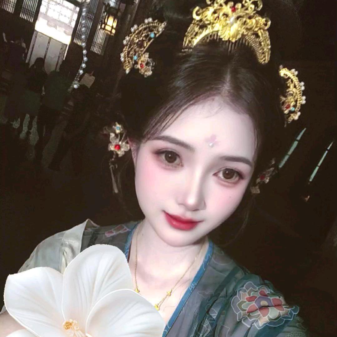 香香╮( •́ω•̀ )╭薯饼