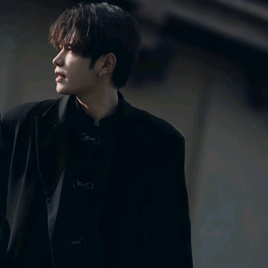 @、财发狠心人💋