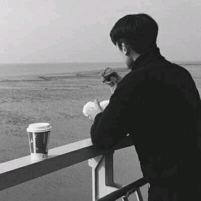 郴州985酒吧蒋经理 (订台订包厢找我)