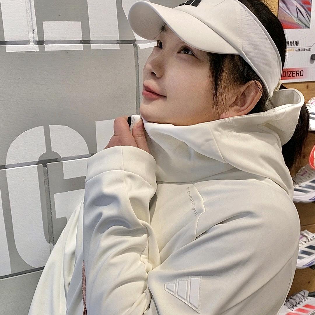 Adidas的阿娇