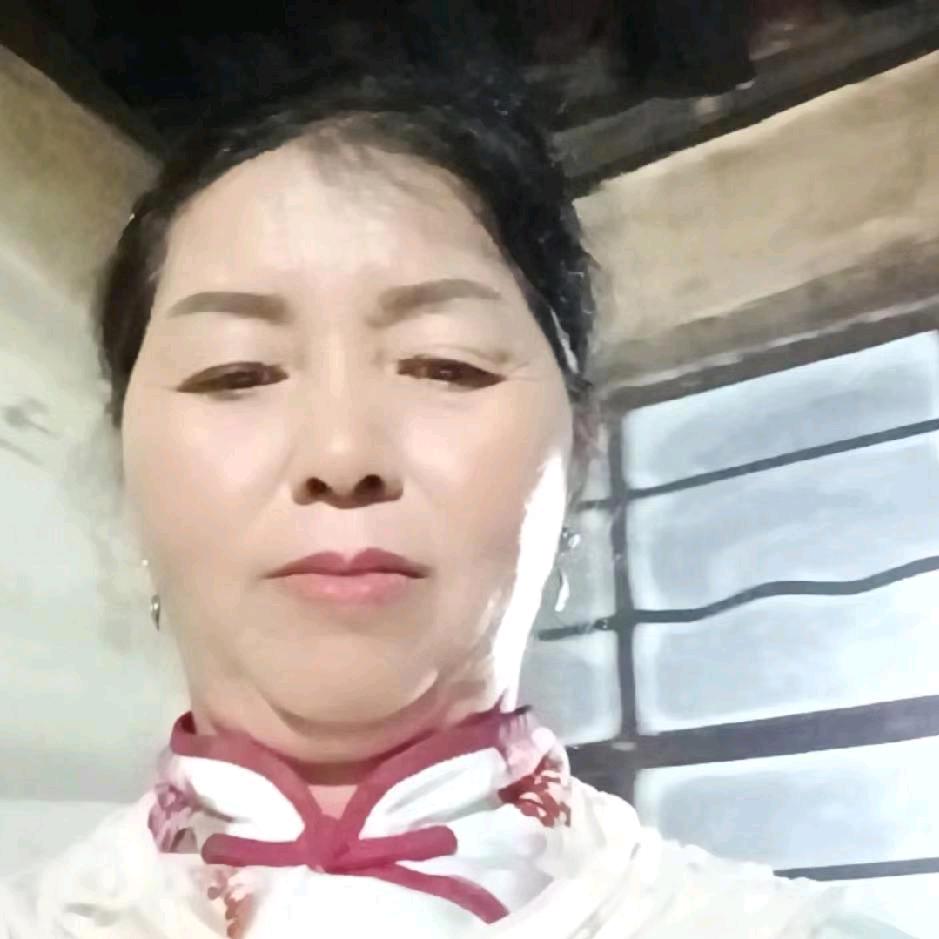 唐梅英亲姊妹文艺队