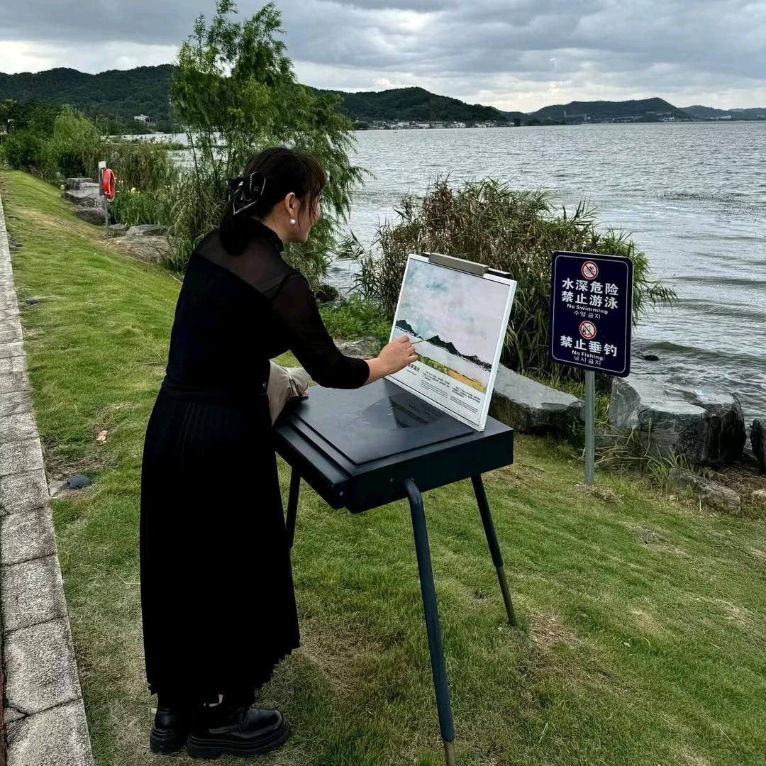 鑫 淼