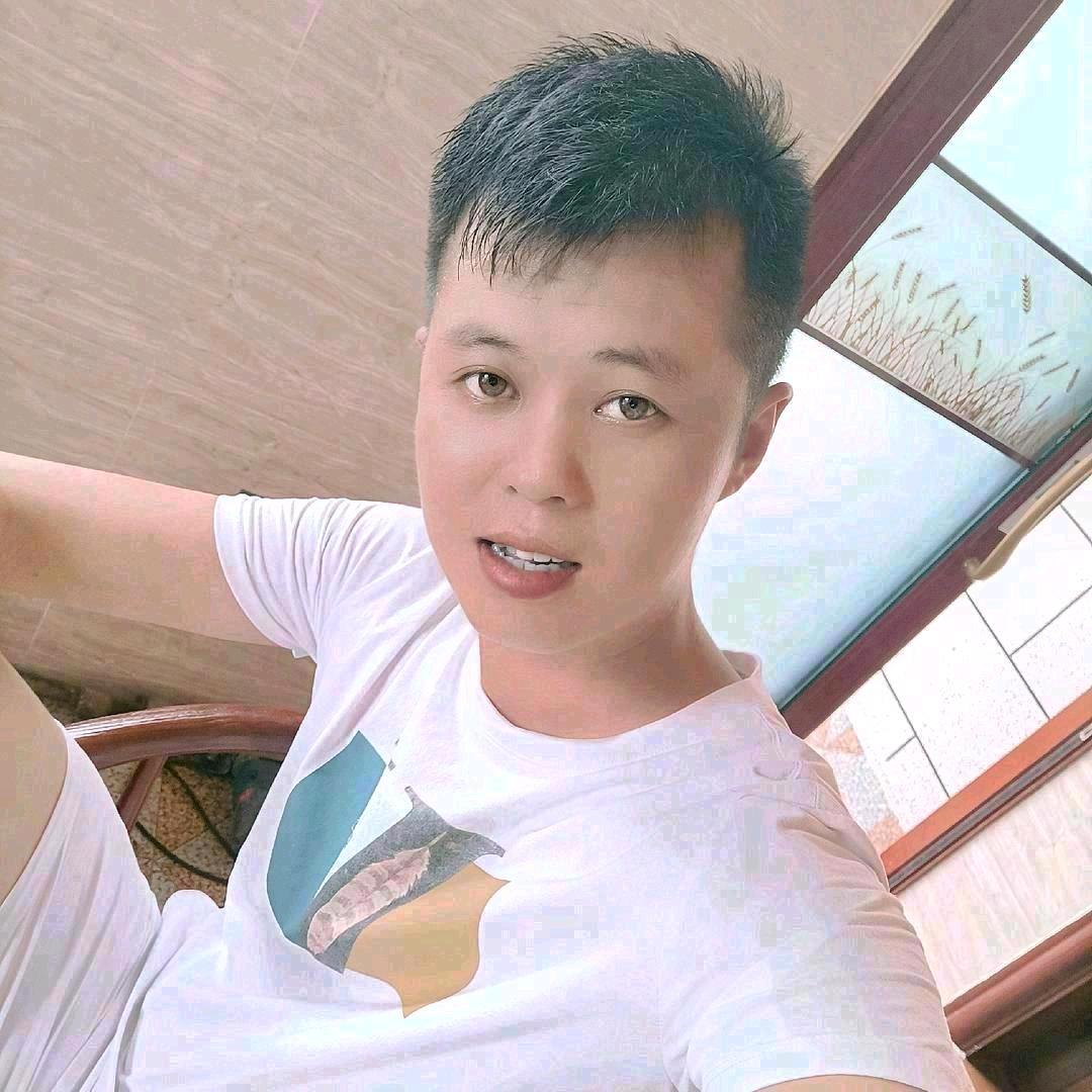 🔨奋 斗 的 小 伙🔨