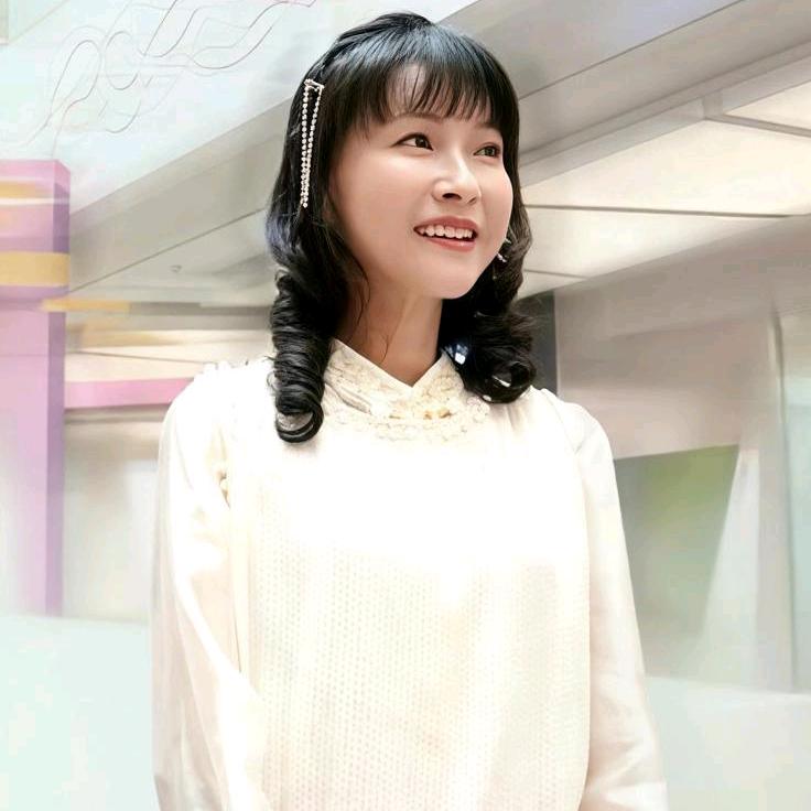 汪成成（恬甜甜圈）