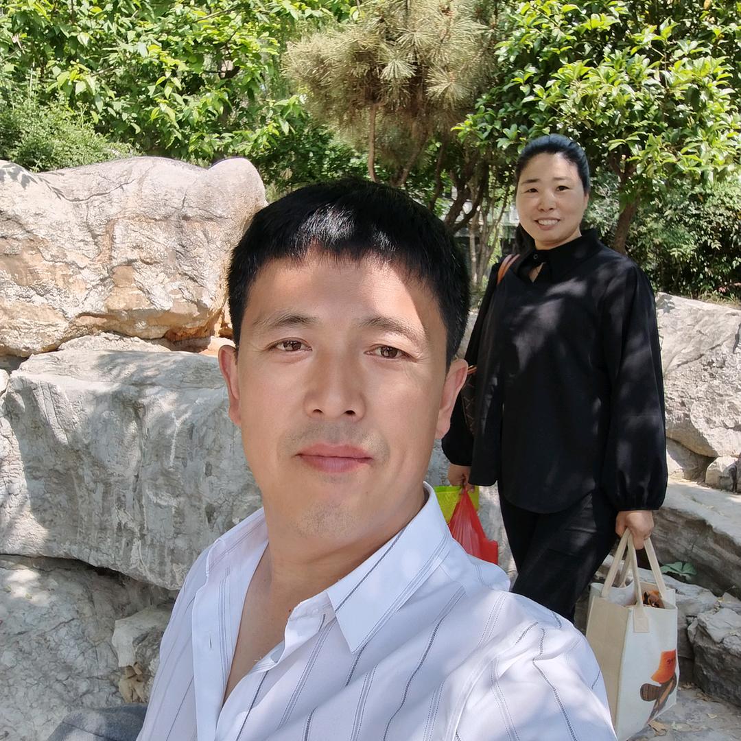 隆硕手提袋糊底机  王中林