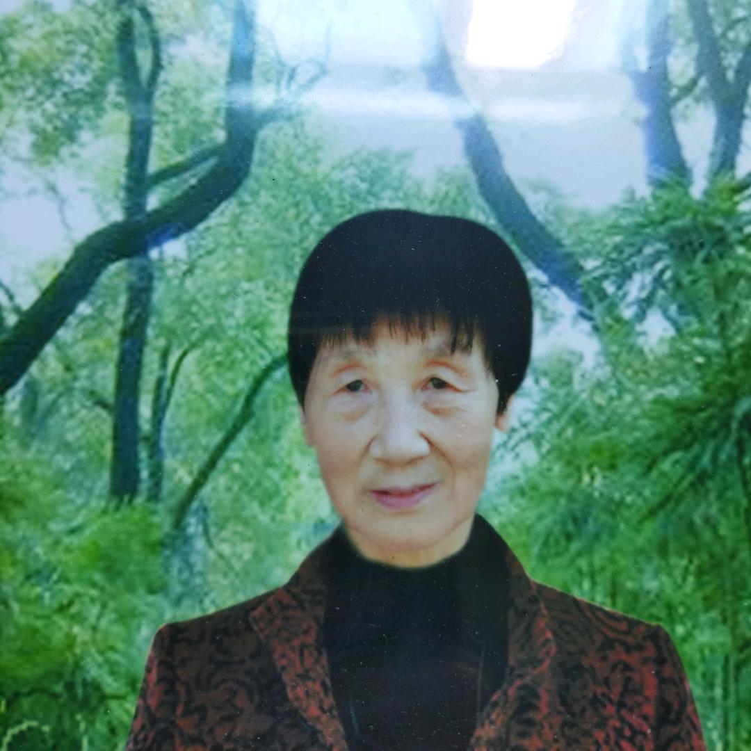 文英
