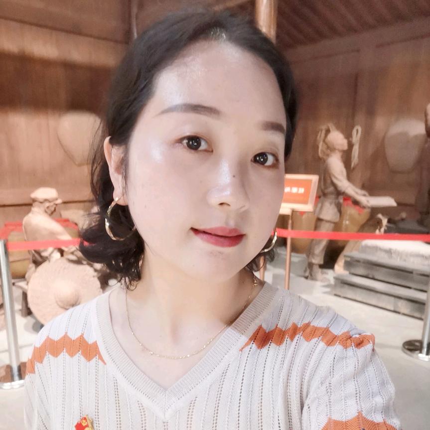 是小郑吖💕