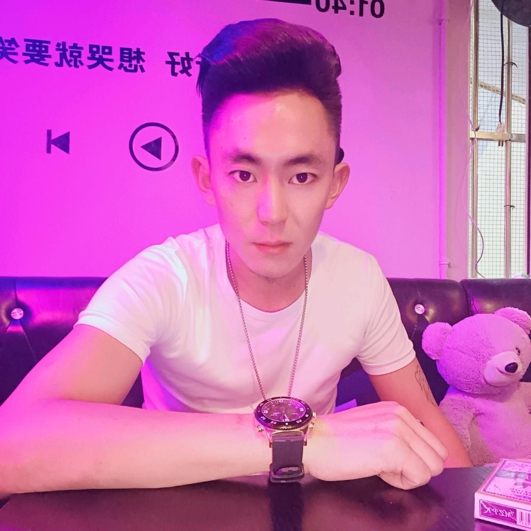😇楚雄黄小明😜（单身）
