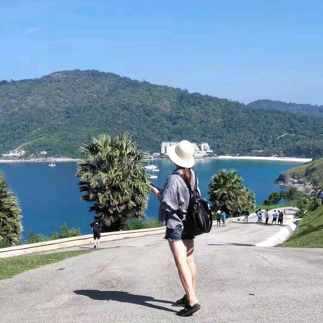 月 光