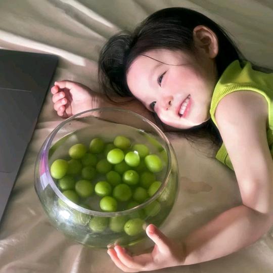 秀儿  (不定时开播)