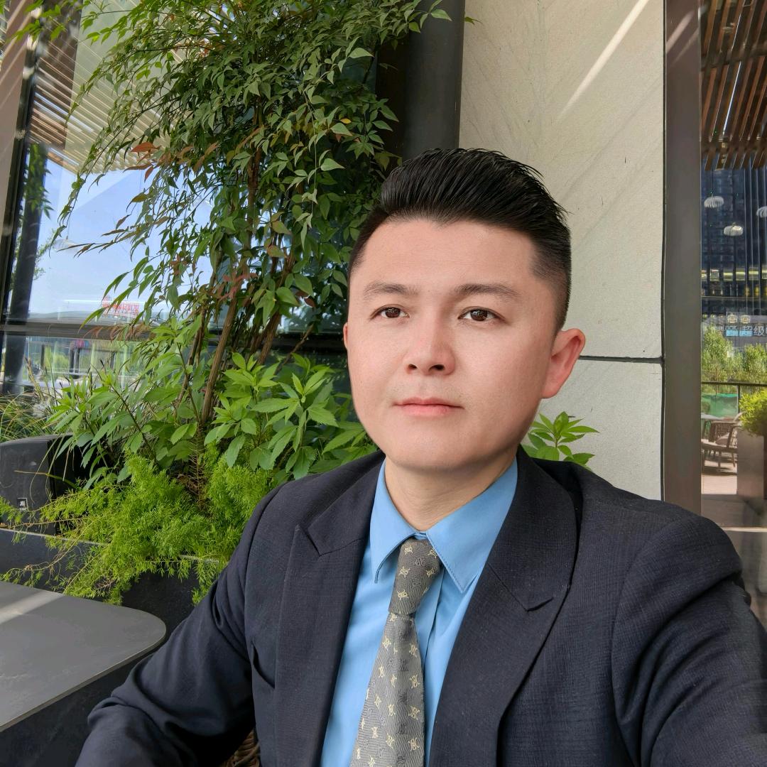 Clive鲍—西餐品牌运营总