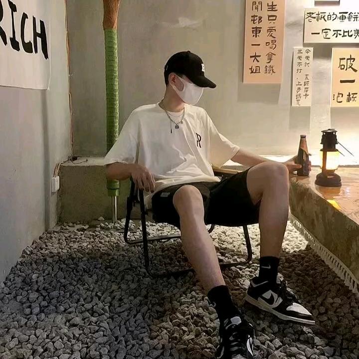 小磊