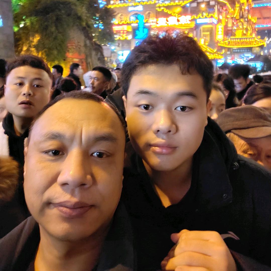 中海南头像