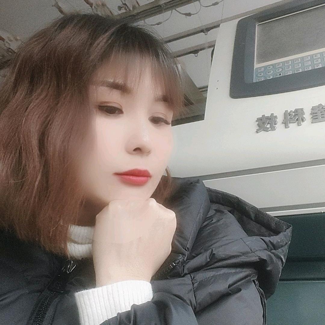 奕汐女装原创厂家