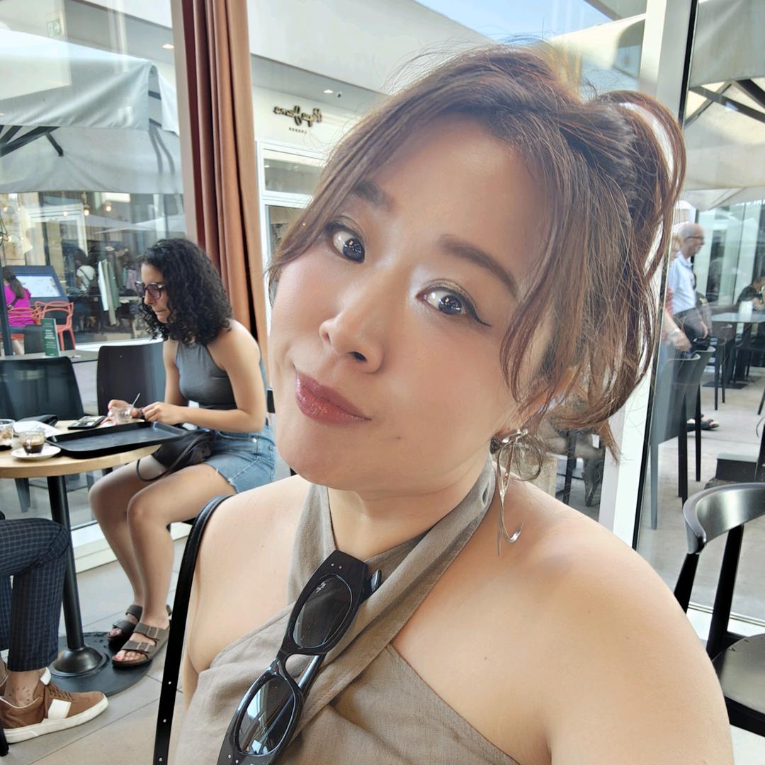 是丽莎呀🇮🇹🇨🇳