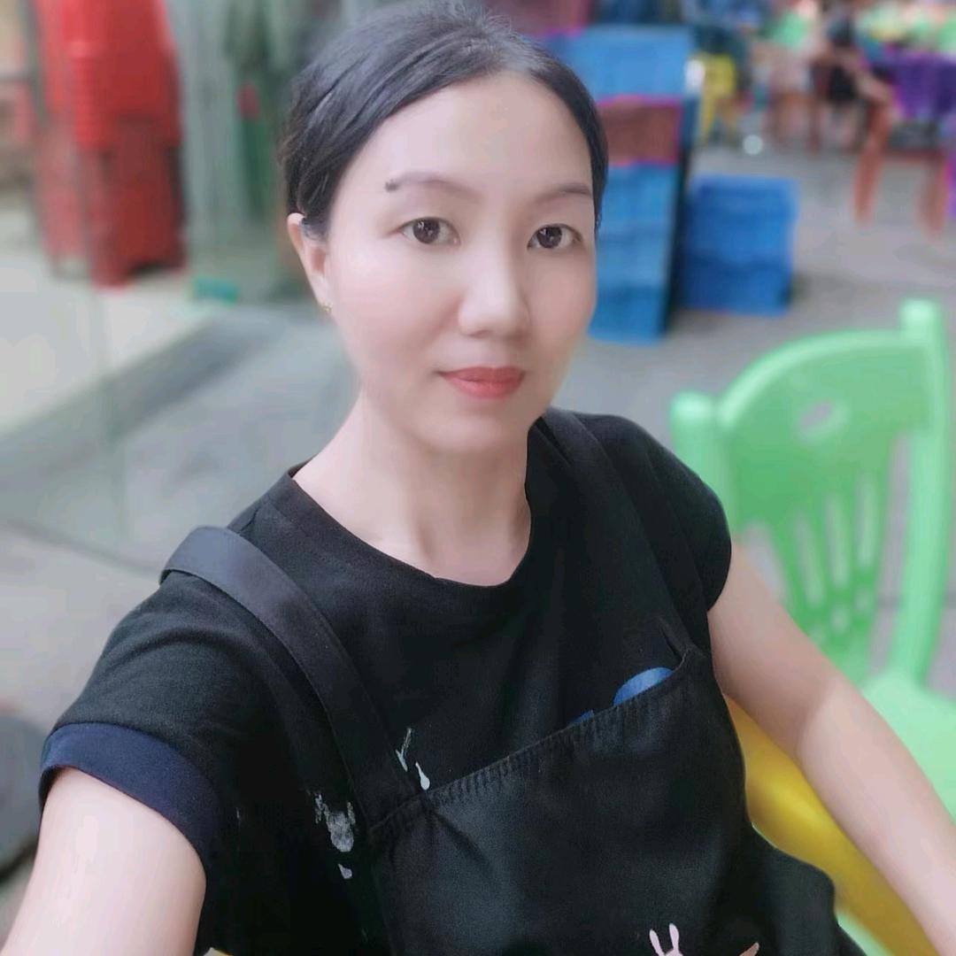 食为天特色大骨甲鱼鸡煲王