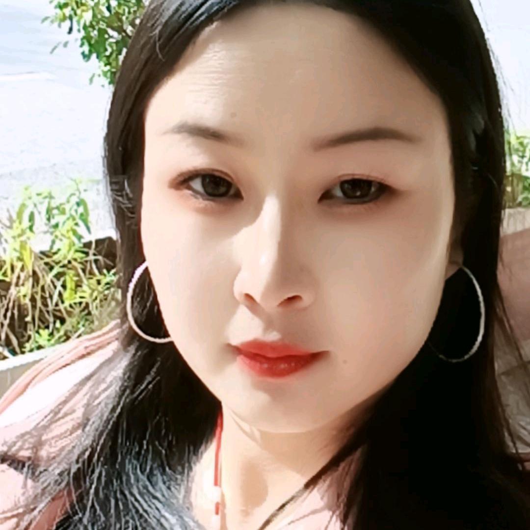 四眼桥的女汉纸