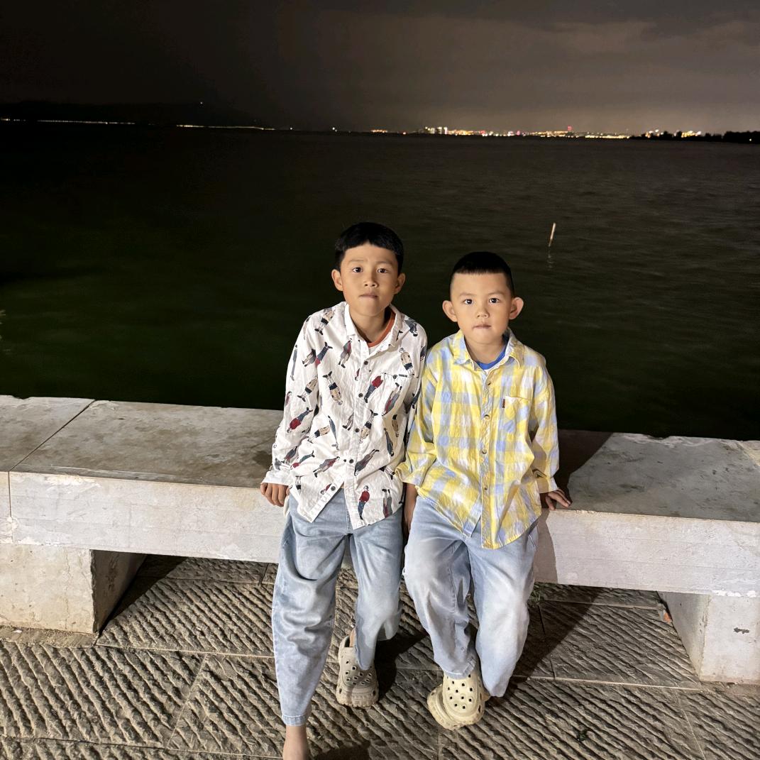 小    标