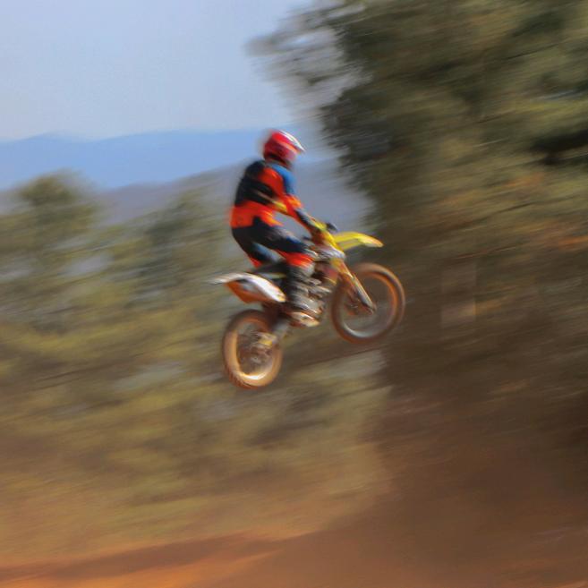 云南佩格塞斯越野摩托车队