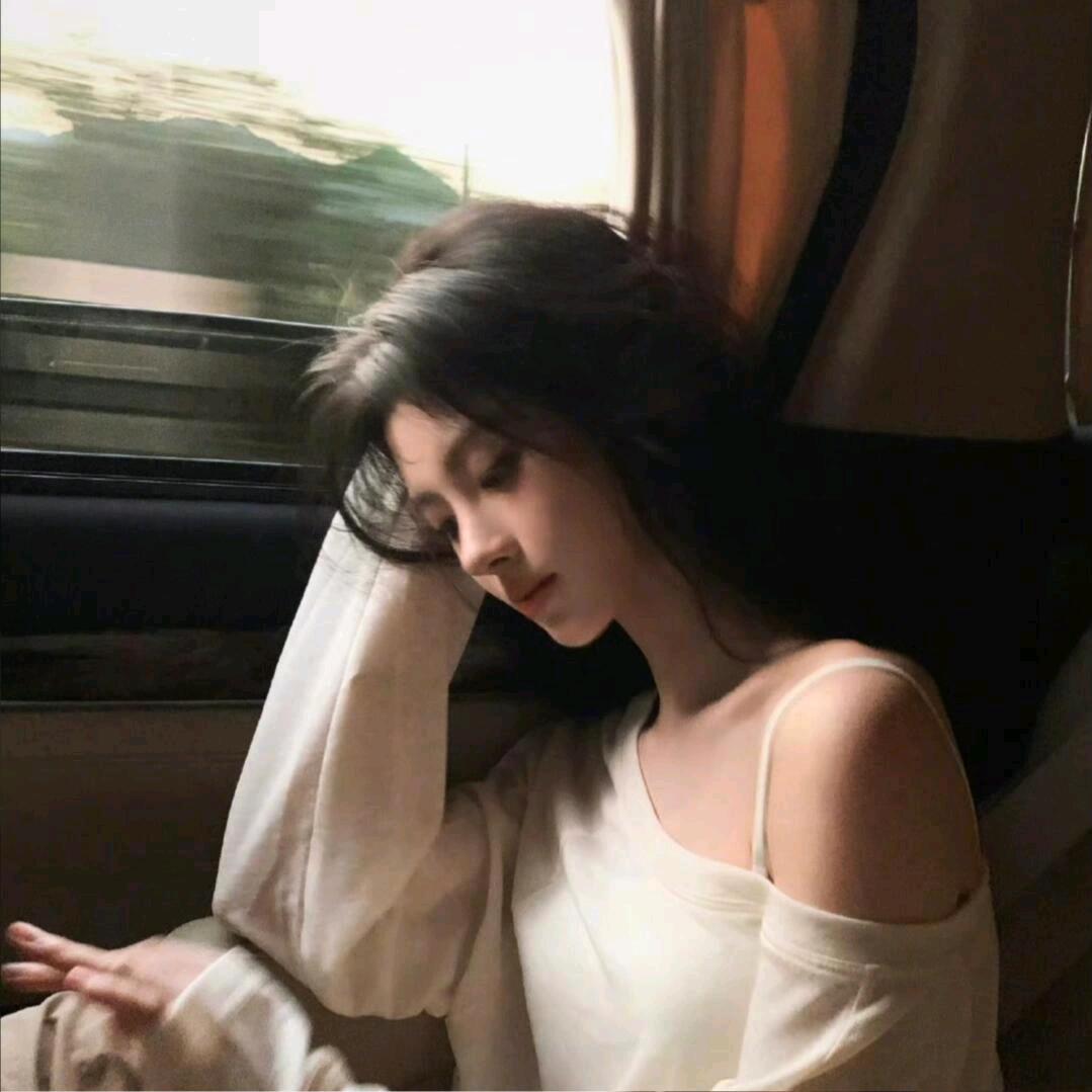 𝓤𝓷𝓻𝓮𝓺𝓾𝓲𝓽𝓮𝓭