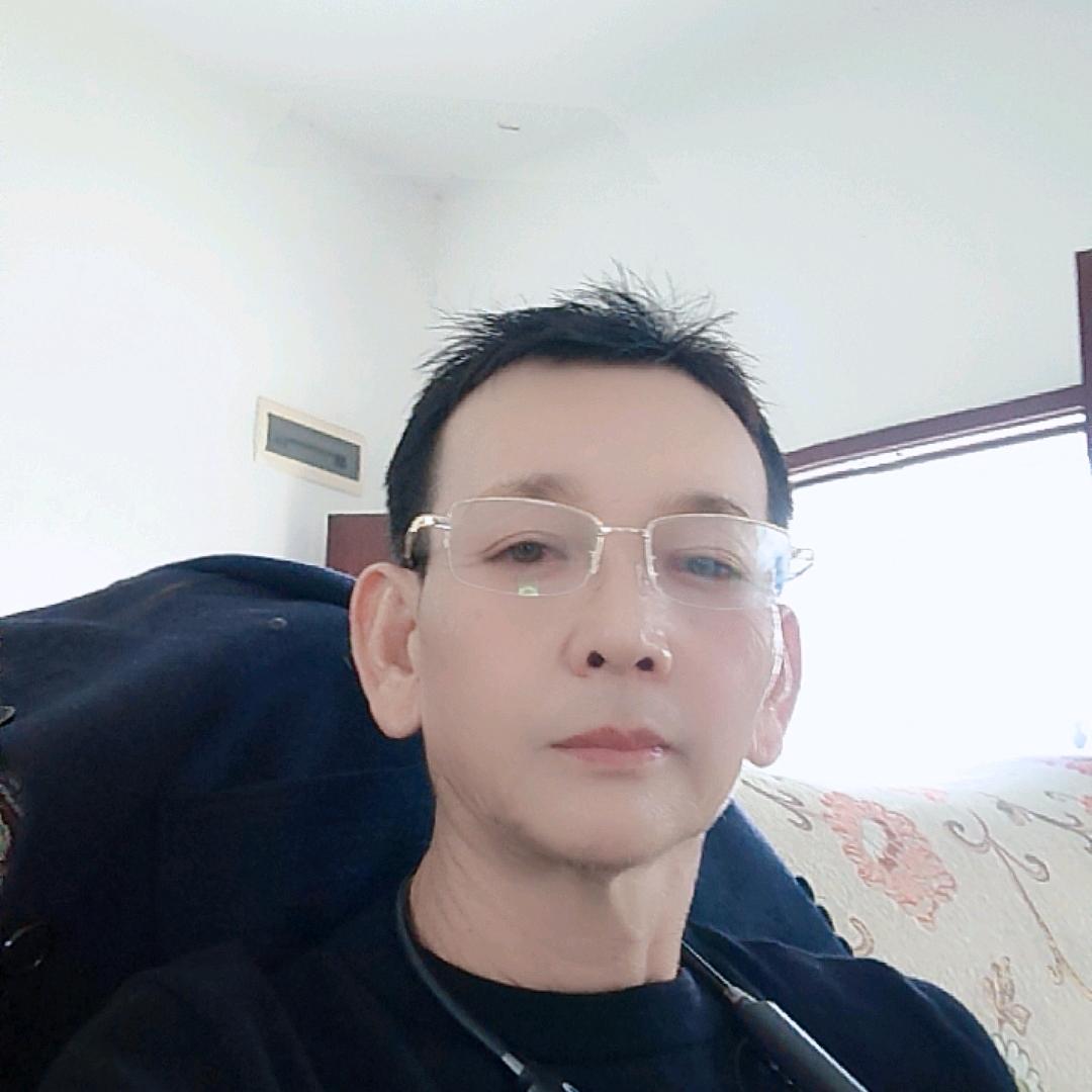 老王→_→