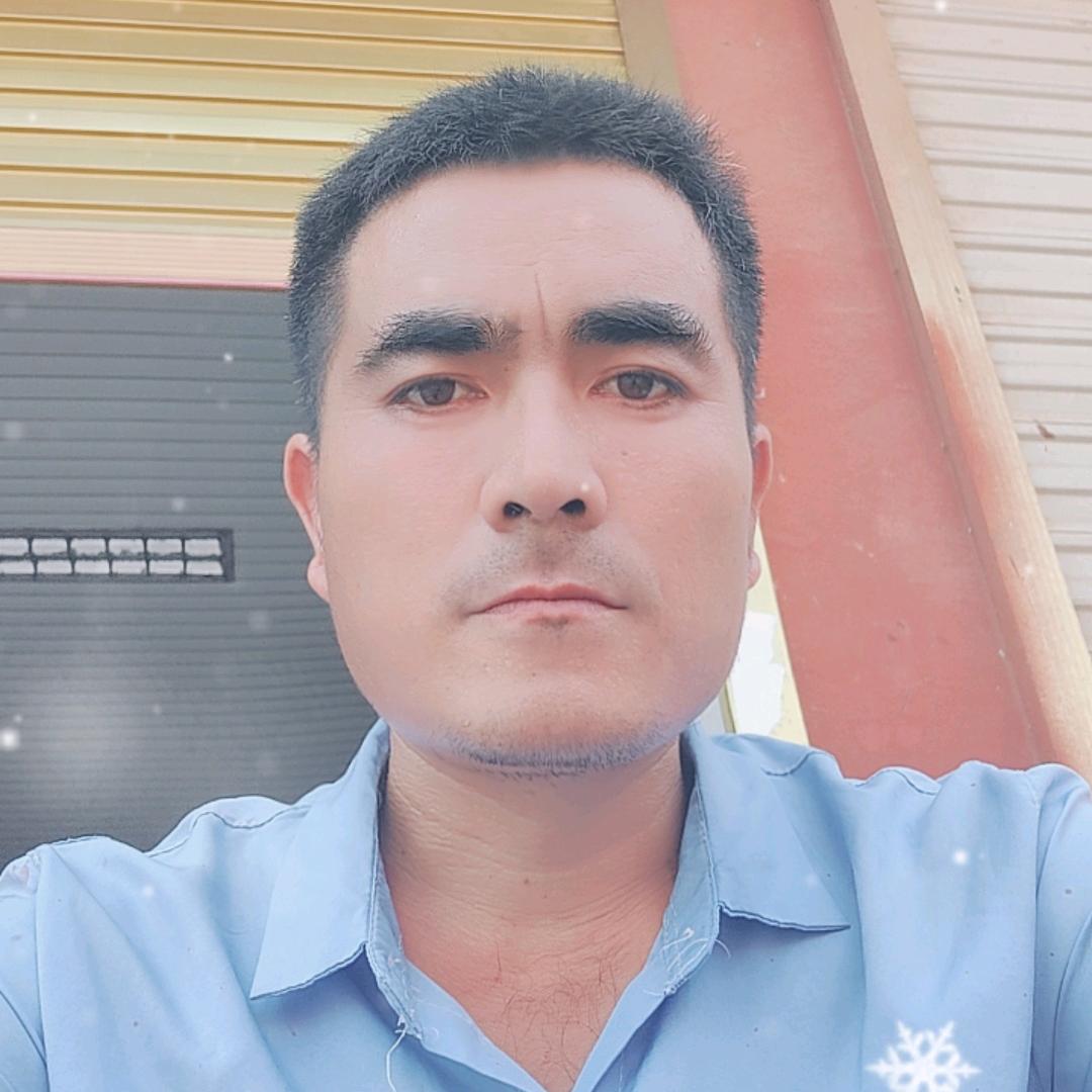 收割机拆车件费忠宏