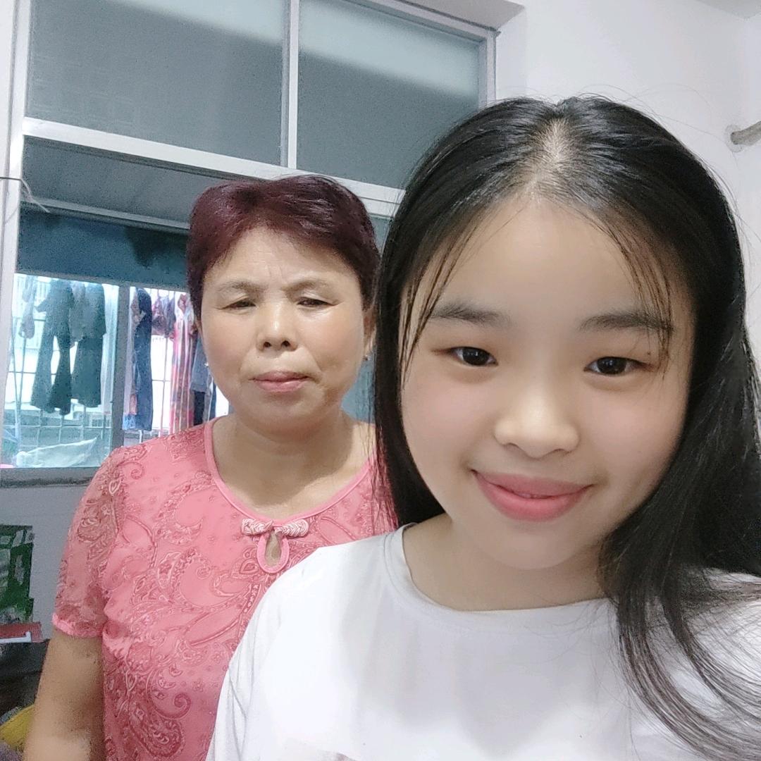 用户6292111638464幸福一家人