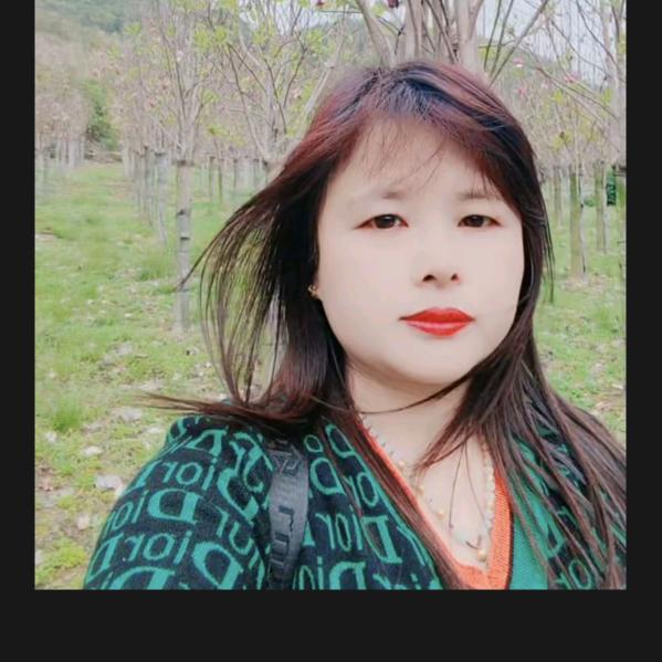 余明波<广西茶麸原浆养发馆>