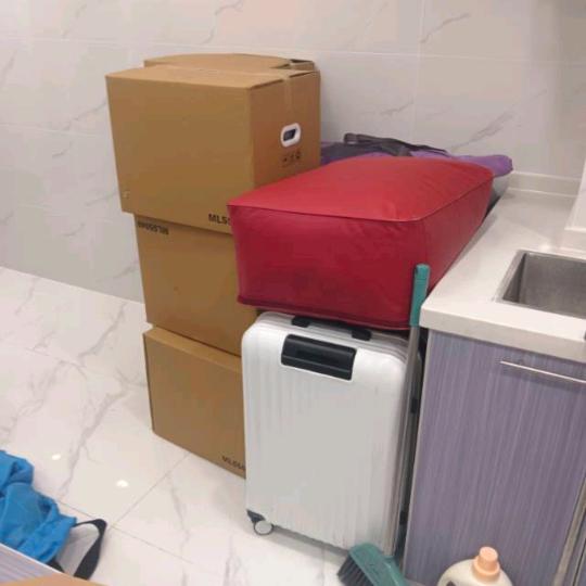 建华哥（双胞胎兄弟）