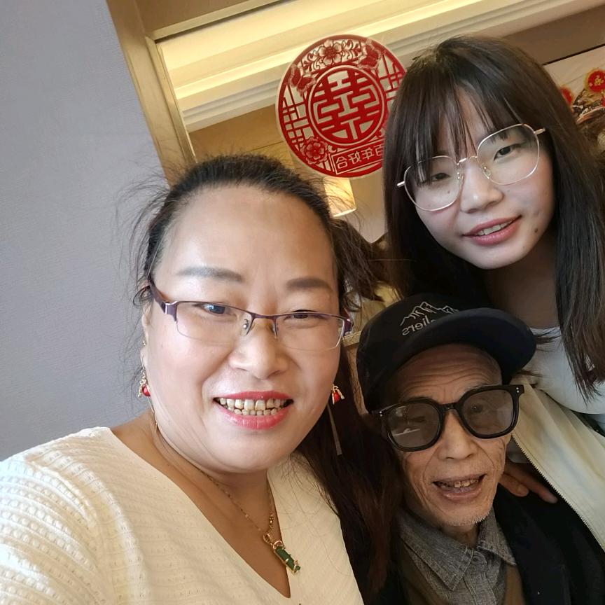 招财小苹果
