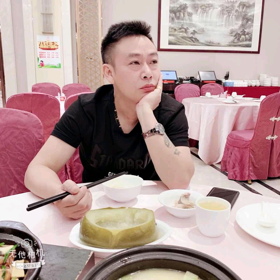 在美的烟花也只是一瞬间