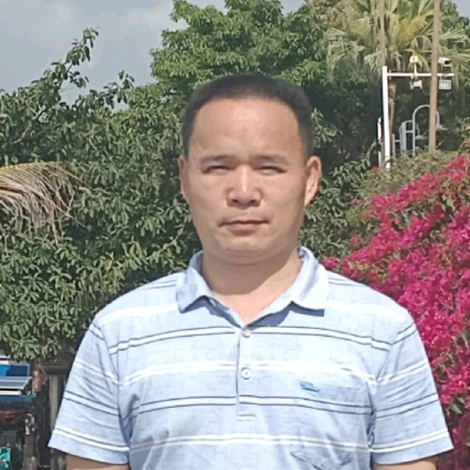 邓伟堂