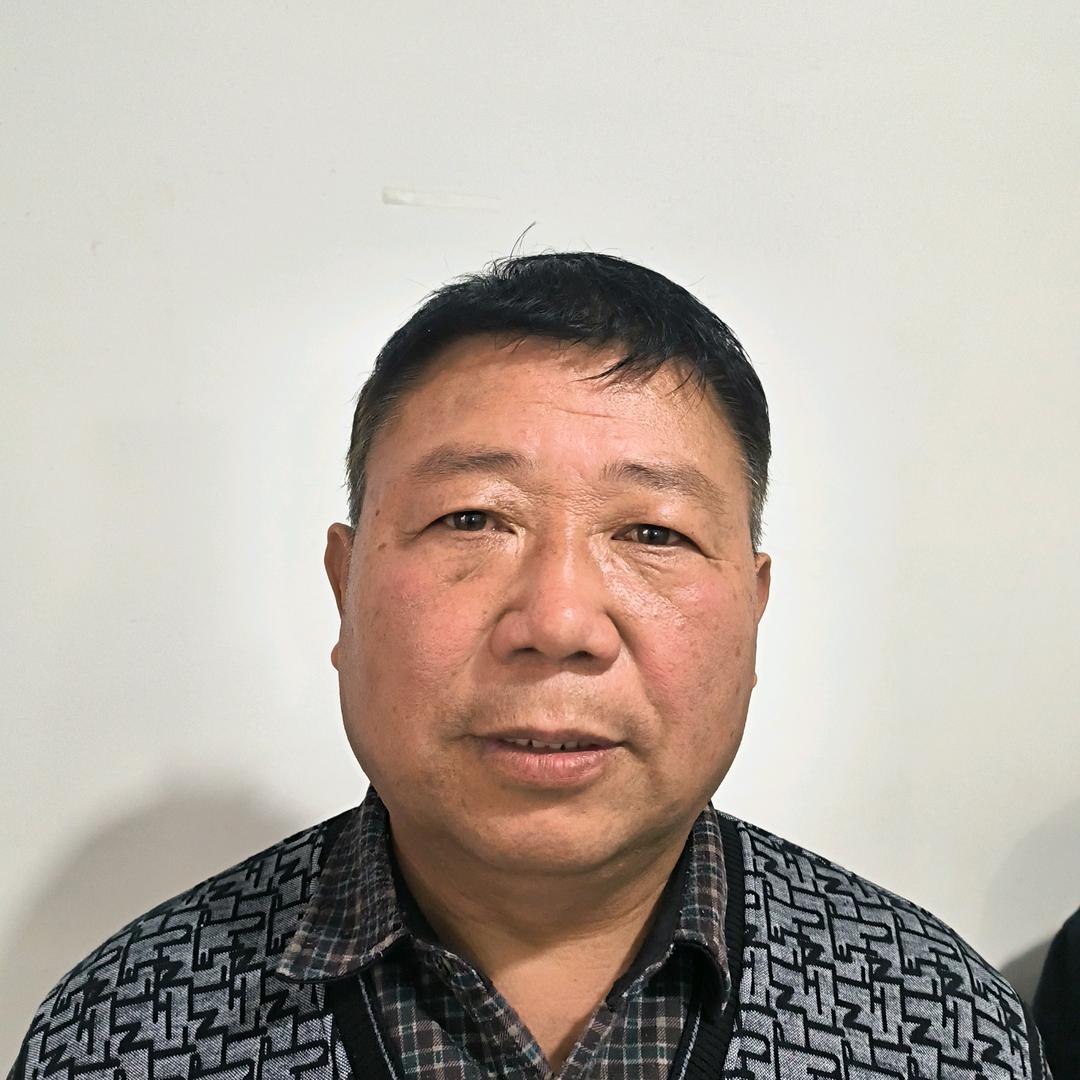 李振华