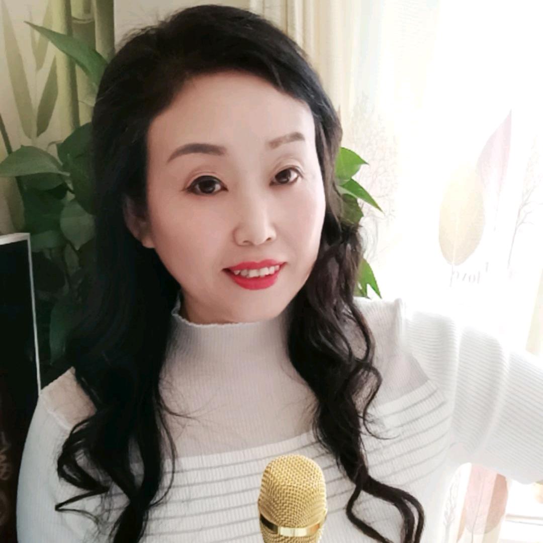 开心姐爱唱歌
