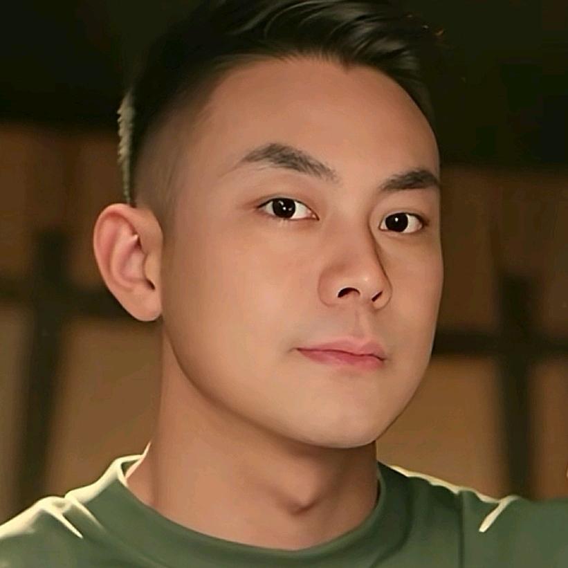 云淡峰青