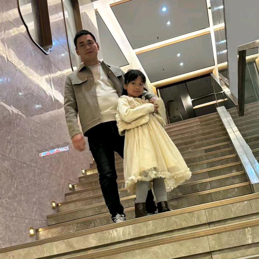 博林卤味，雷弟