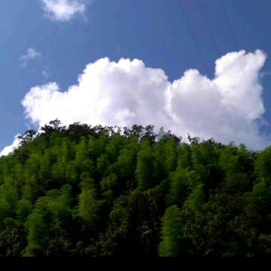 蓝天白雲